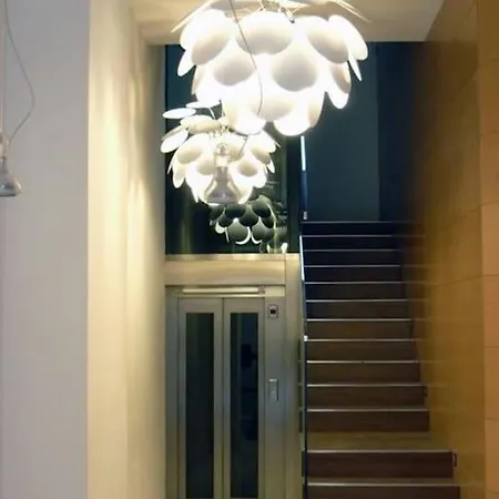 Stunning & Modern Penthouse - Rambla - City Centre Apartment